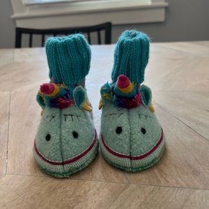 NWOT Garnet Hill Wool Unicorn Slippers size toddler 6